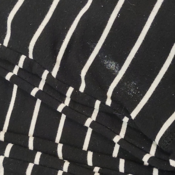 USED DANSKIN SIZE L LONG SLEEVE HORIZONTAL STRIPED SHIRT HAS PAINT ON BOTTOM - Picture 10 of 10